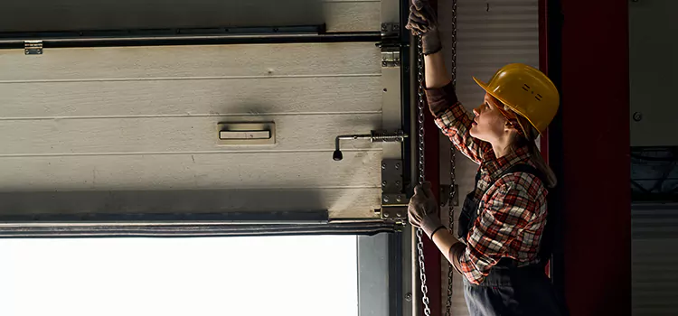 Addressing Common Garage Door Stoppage Issues in Rancho Mirage, CA